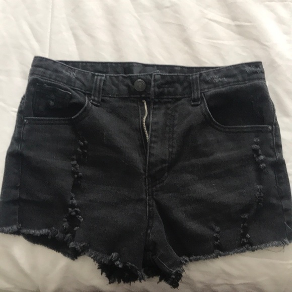 Pants - Black Shorts